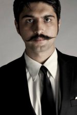 Aral Seskir; Ankara, Türkiye doğumlu Türk oyuncu