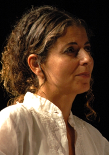 Gülen Karaman; Türk oyuncu, seslendirme sanatçısı