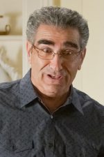 Eugene Levy; Hamilton,Ontario,Kanada doğumlu Kanadalı  oyuncu, senarist, besteci