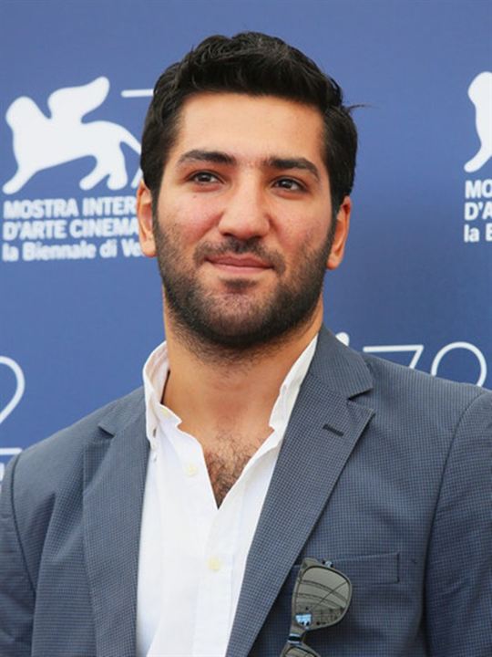 Berkay Ateş; İstanbul, Türkiye doğumlu Türk oyuncu