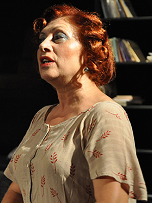 Perihan Tuna Eyupi; Üsküp, Kuzey Makedonya doğumlu Perihan Tuna olarak da bilinen Makedon oyuncu