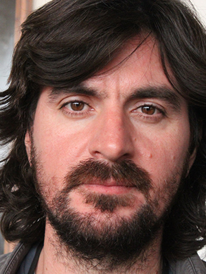 Gökhan Tiryaki; İstanbul, Türkiye doğumlu Türk görüntü yönetmeni, yapımcı