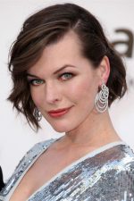 Milla Jovovich; Kiev, Ukrayna doğumlu Militza Jovovich, Milla olarak da bilinen Ukraynalı oyuncu, idari yapımcı