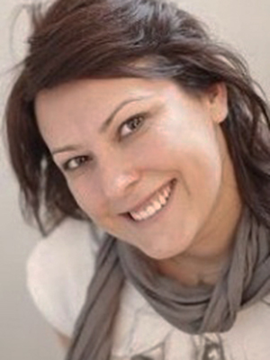 Aslı Zengin; Bursa, Türkiye doğumlu Türk senarist, adaptasyon sorumlusu