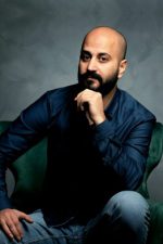 Levent Güneş; İstanbul, Türkiye doğumlu Türk besteci, müzisyen