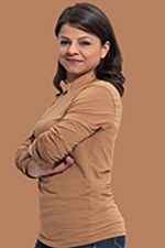 Pınar Şenol; İstanbul, Türkiye doğumlu Türk oyuncu