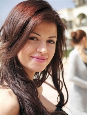 Seda Tosun; İstanbul, Türkiye doğumlu Türk oyuncu