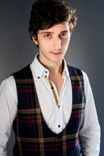 Rojhat Özsoy; Erzurum, Türkiye doğumlu Türk oyuncu