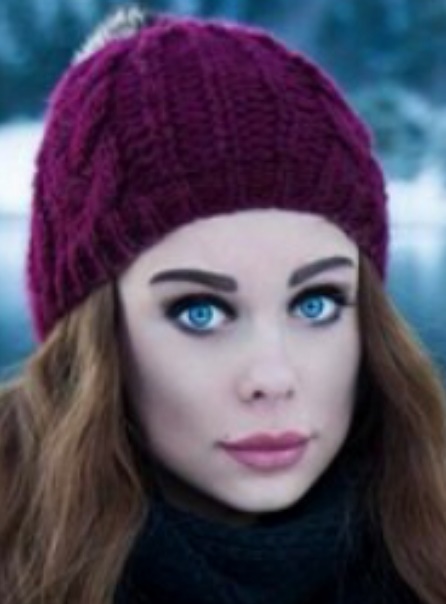 Su Sümeyye Engin; İstanbul, Türkiye doğumlu Türk oyuncu