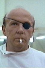 Newt Arnold; Palo Alto, Santa Clara, Kaliforniya, ABD doğumlu Amerikalı 1. yönetmen yardımcısı, oyuncu, yardımcı yönetmen