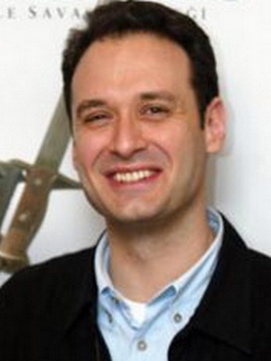 Tolga Örnek; İstanbul, Türkiye doğumlu Türk senarist, yönetmen, idari yapımcı