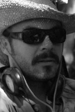 Murat Şeker; İstanbul, Türkiye doğumlu Türk yönetmen, senarist, yapımcı