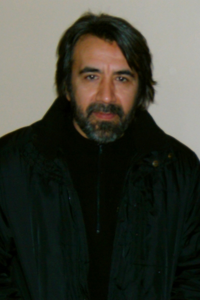 Zeki Demirkubuz; Isparta, Türkiye doğumlu Türk senarist, yönetmen, kurgucu