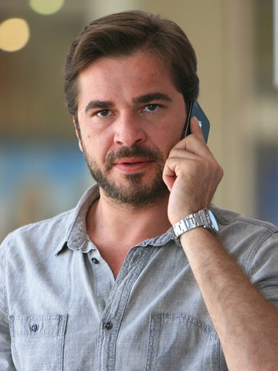 Engin Altan Düzyatan; Türk sunucuoyuncu