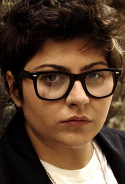 Bala Atabek; İstanbul, Türkiye doğumlu Türk oyuncu, yazar