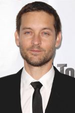 Tobey Maguire; Santa Monica, Los Angeles, Kaliforniya, ABD doğumlu Tobey Vincent Maguire, Tobias Vincent Maguire olarak da bilinen Amerikalı oyuncu, yapımcı