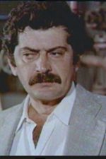 Kemal Ergüvenç; İstanbul, Türkiye doğumlu Türk oyuncu, seslendirme sanatçısı