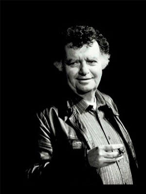 Bilge Zobu; İstanbul, Türkiye doğumlu Türk oyuncu