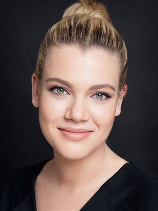 Derya Şensoy; İstanbul, Türkiye doğumlu Neriman Derya Şensoy olarak da bilinen Türk oyuncu