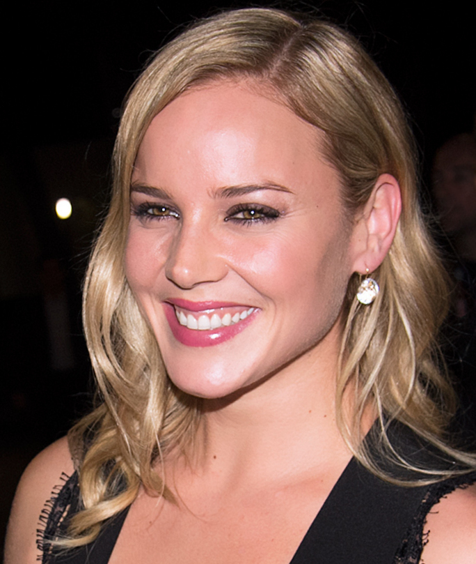 Abbie Cornish; Lochinvar, Yeni Güney Galler, Avustralya doğumlu Avustralyalı oyuncu