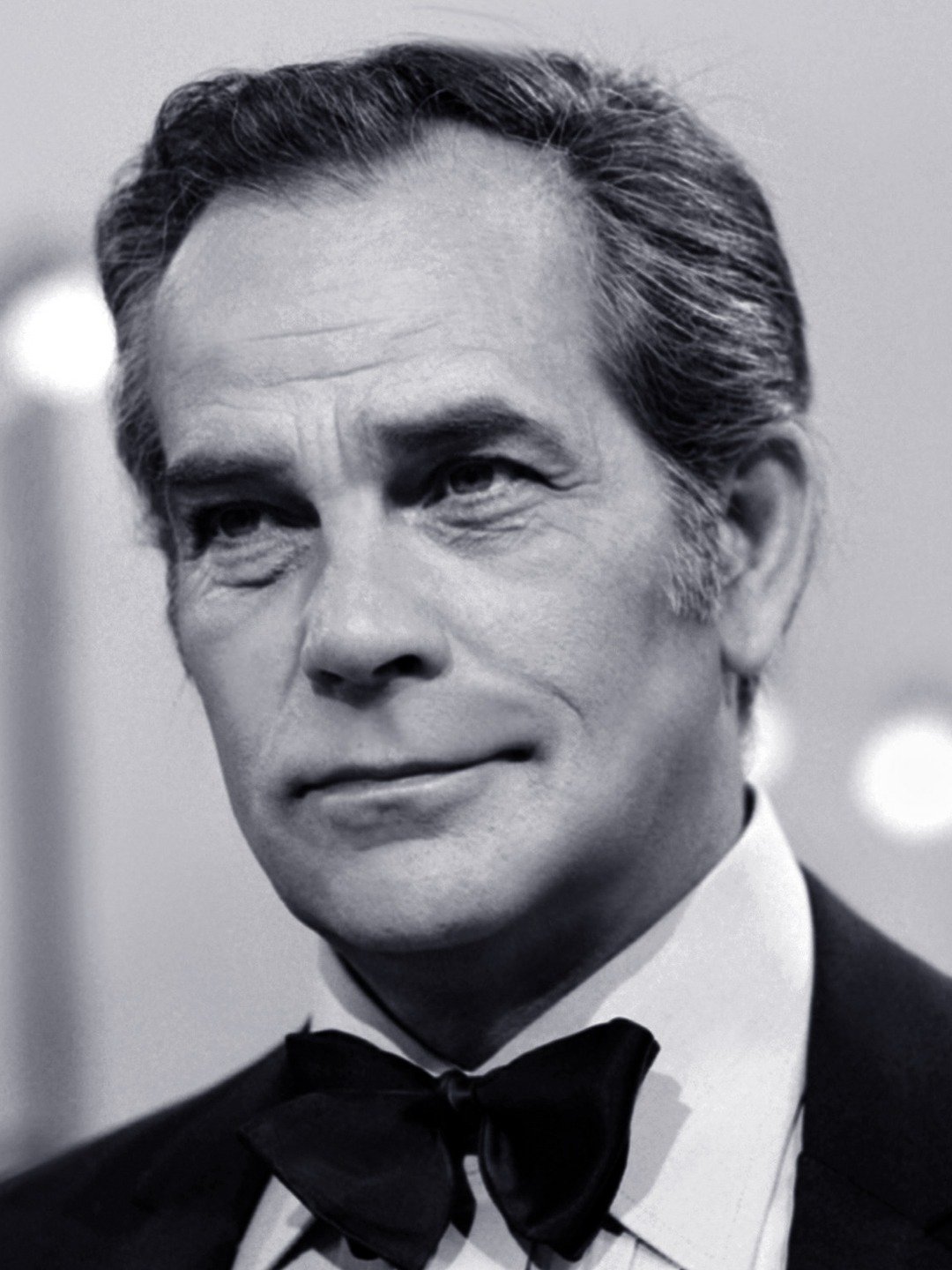 Adrian Hoven; Wöllersdorf-Steinabrückl, Aşağı Avusturya, Avusturya doğumlu Wilhelm Arpad Peter Hofkirchner olarak da bilinen Avusturyalı oyuncu, yapımcı, yönetmen