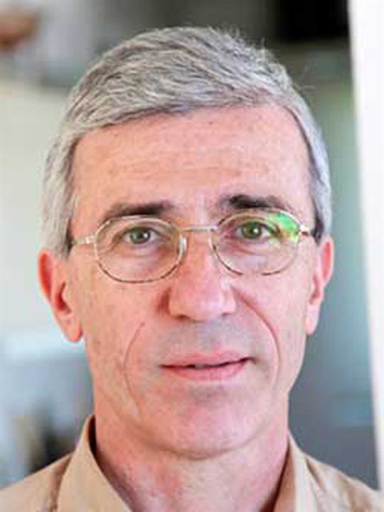 Ahmet Boyacıoğlu; Zonguldak, Türkiye doğumlu Türk kurgucu, senarist, yapımcı, yönetmen