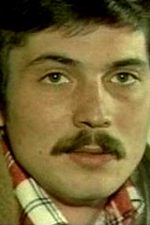 Ahmet Sezerel; Beyoğlu, İstanbul, Türkiye doğumlu Türk oyuncu, yardımcı yönetmen, yönetmen, senarist