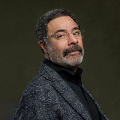 Ahmet Ümit; Gaziantep, Türkiye doğumlu Türk hikaye yazarı, orijinal senaryo, ortak yapımcı, yazar