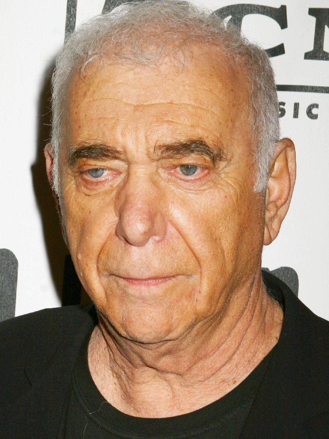 Albert S. Ruddy; Montreal,Québec,Kanada doğumlu Kanadalı  senarist, yapımcı, uygulayıcı yapımcı