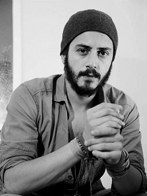 Ali Barkın; Ankara, Türkiye doğumlu Türk oyuncu