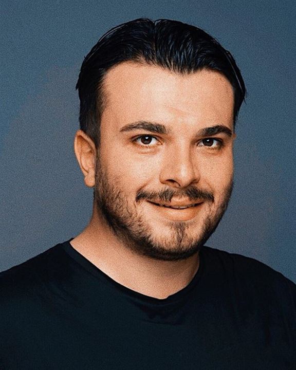 Ali Biçim; İzmit, Kocaeli, Türkiye doğumlu Türk oyuncu