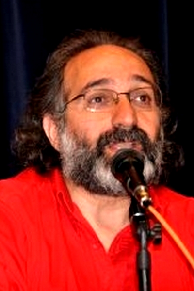 Ali Yaylı; İstanbul, Türkiye doğumlu Türk oyuncu