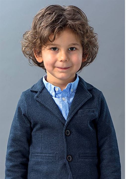 Alihan Türk demir; İstanbul, Türkiye doğumlu Türk oyuncu