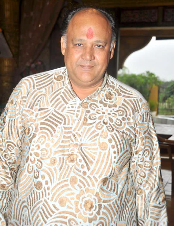 Alok Nath; Khagaria, Bihar, Hindistan doğumlu Alok  Nath olarak da bilinen Hint oyuncu,yapımcı