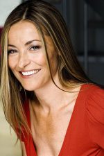 Amanda Donohoe; Londra,İngiltere doğumlu Joanna M. Donohoe olarak da bilinen İngiliz oyuncu