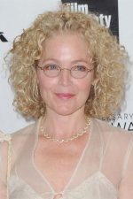 Amy Irving; Palo Alto, Santa Clara, Kaliforniya, ABD doğumlu Amy Davis Irving olarak da bilinen Amerikalı oyuncu