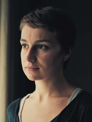 Anamaria Marinca; Yaş, Romanya doğumlu Rumen oyuncu