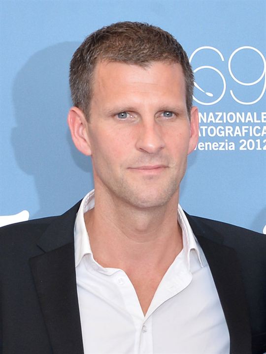 Anders Thomas Jensen; Frederiksværk,Halsnæs,Danimarka doğumlu Danimarkalı  senarist, yazar, yönetmen