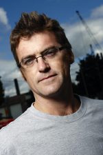 Andrew Berry; İngiliz  sanat yönetmeni, yapım tasarımcısı