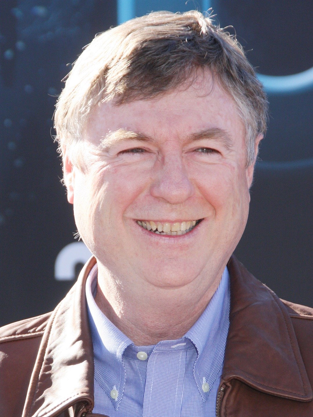 Andrew Wight; Avustralya doğumlu Avustralyalı yapımcı, senarist, görüntü yönetmeni, yazar