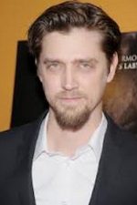 Andy Muschietti; Vicente López, Buenos Aires, Arjantin doğumlu Andrès Muschietti, Andrès Muschietti olarak da bilinen Arjantinli yönetmen, senarist, idari yapımcı