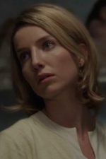 Annabelle Wallis; Oxford,Oxfordshire,İngiltere doğumlu İngiliz  oyuncu