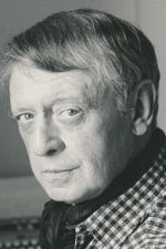 Anthony Burgess; Harpurhey,Manchester,İngiltere doğumlu John Anthony Burgess Wilson olarak da bilinen İngilizşair, eleştirmen, dil bilimci, çevirmenyazar, danışman, besteci