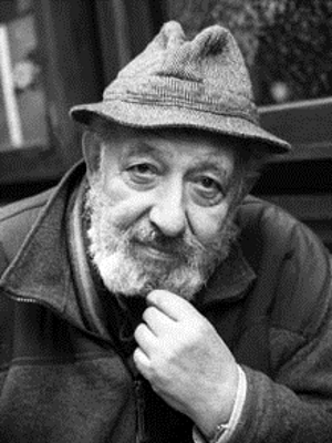 Ara Güler; Beyoğlu, İstanbul, Türkiye doğumlu Mıgırdiç Ara Derderyan olarak da bilinen Türk fotoğrafçıoyuncu