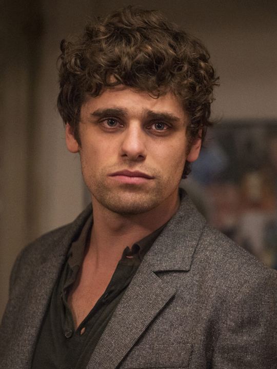 Arthur Dupont; Saint-Mandé, Val-de-Marne, Fransa doğumlu Fransız oyuncu