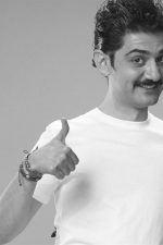 Cihan Ercan; Ankara, Türkiye doğumlu Mehmet Cihan Ercan olarak da bilinen Türk oyuncu, seslendirme sanatçısı