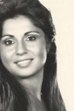 Asu Maralman; Bakırköy, İstanbul, Türkiye doğumlu Türk oyuncu, müzisyen