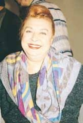 Asuman Arsan; İstanbul, Türkiye doğumlu Türk oyuncu