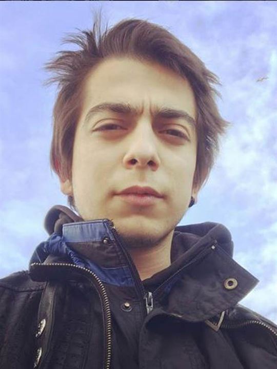 Atilla Doğukan Türk yılmaz; İstanbul, Türkiye doğumlu Türk oyuncu