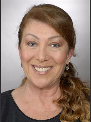 Ayben Erman; İstanbul, Türkiye doğumlu Türk oyuncu